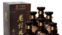 ​老桂林酒瓶收藏价值吗，酒喝干瓶要留好