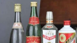 酒瓶诗词收藏图片，酒瓶诗词收藏要注意什么